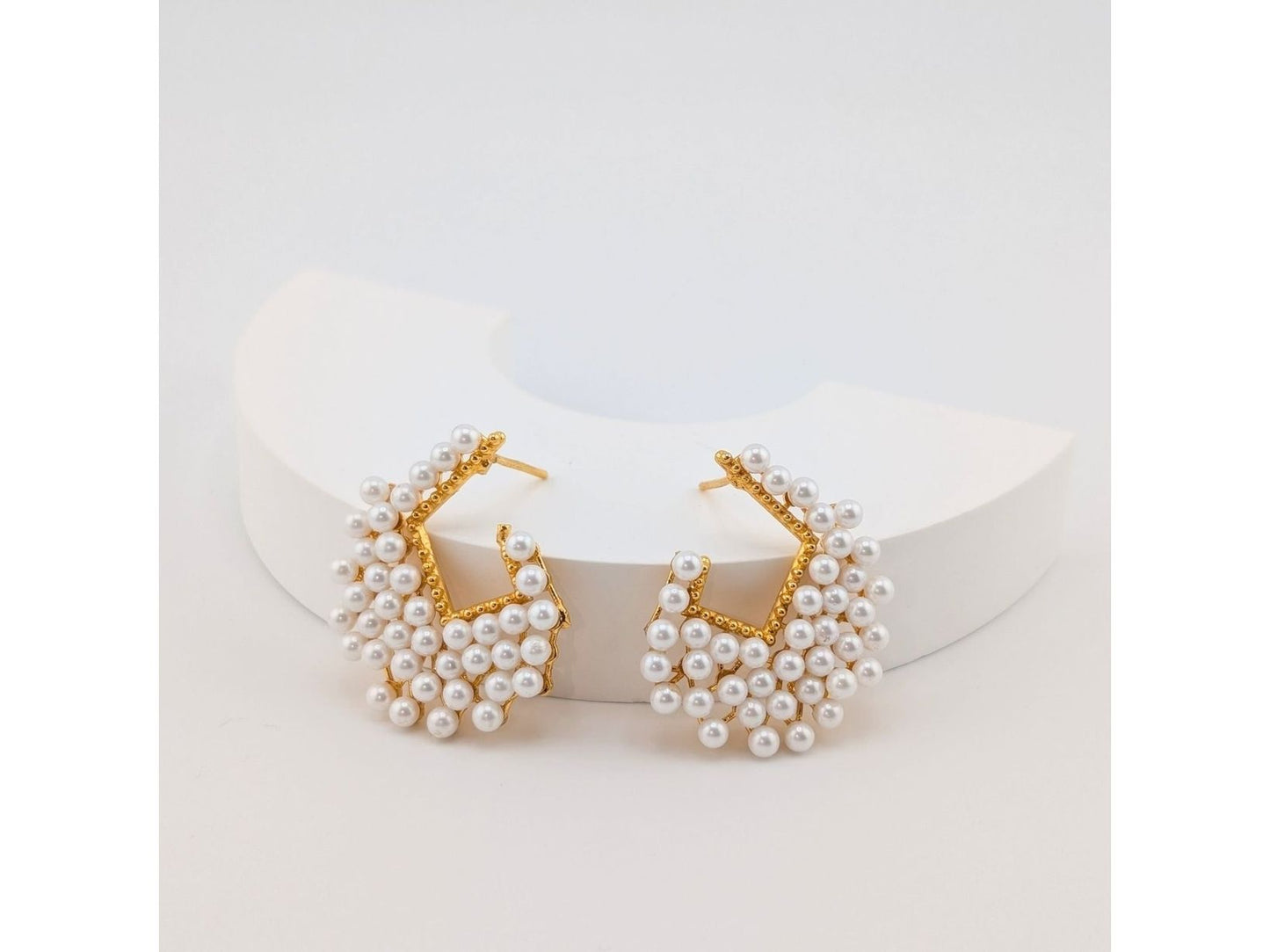 Classic Pearl Studs