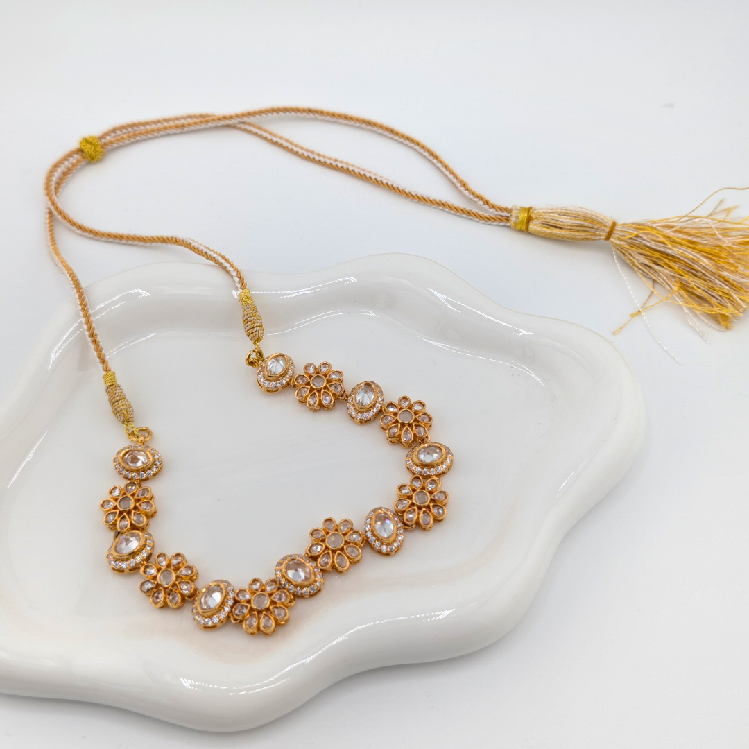 Taj-e-Gul Choker